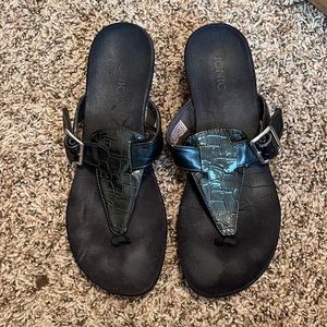 Vionic thong Sandel sz 10 black